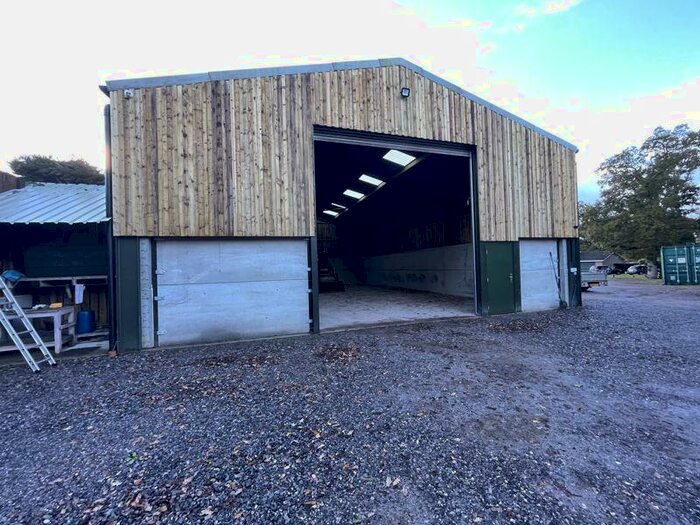 Barn To Rent In Wintershill, Southampton, SO32