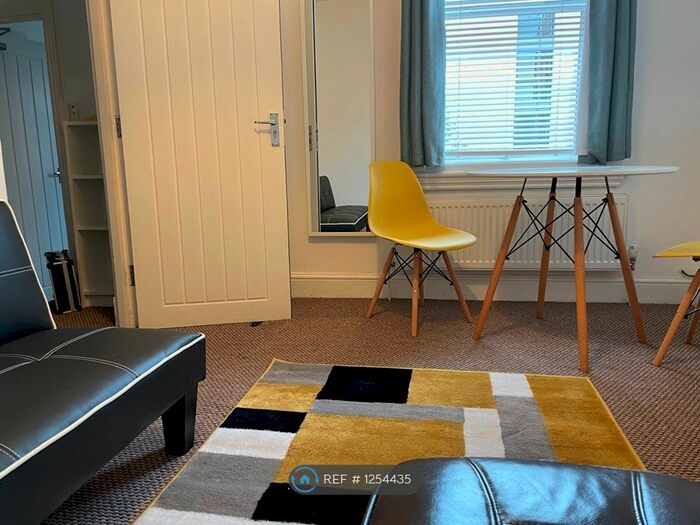 2 Bedroom Flat To Rent In Lower Ford Street, Coventry CV1