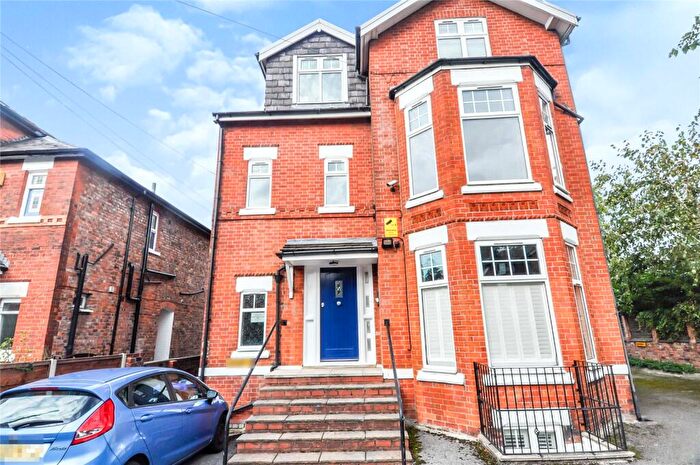 2 Bedroom Flat To Rent In Chestnut Avenue, Manchester, M21