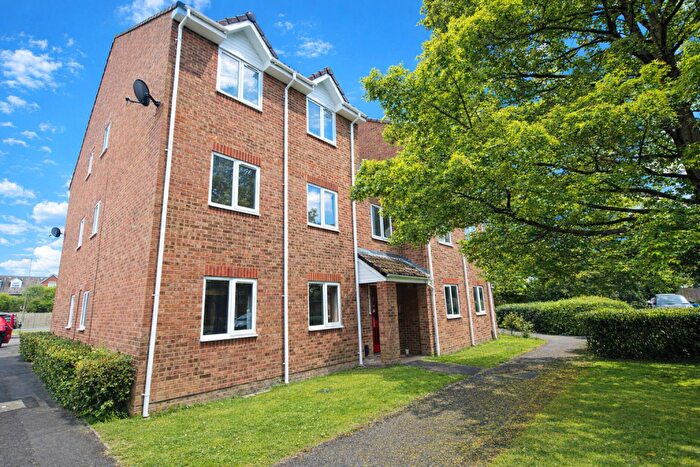 1 Bedroom Flat To Rent In Byron Road, Eastleigh, SO50