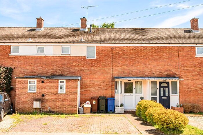 2 Bedroom Terraced House For Sale In Caversfield, Bicester, Oxfordshire, OX27