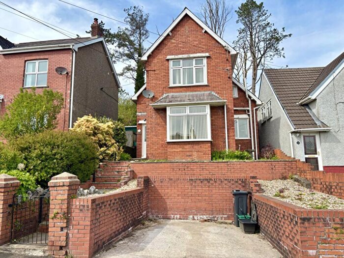 3 Bedroom Detached House For Sale In Bronywawr, Pontardawe, Swansea., SA8