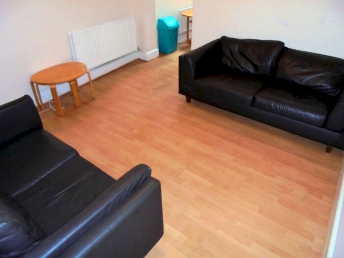 4 Bedroom Terraced House To Rent In Clements Street, Coventry, West Midlands, CV2
