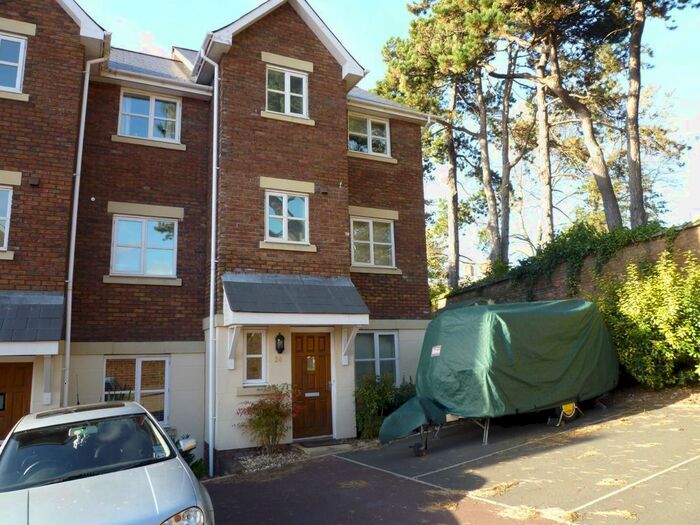 3 Bedroom Town House To Rent In Maes Yr Annedd, Cardiff, Cardiff CF5