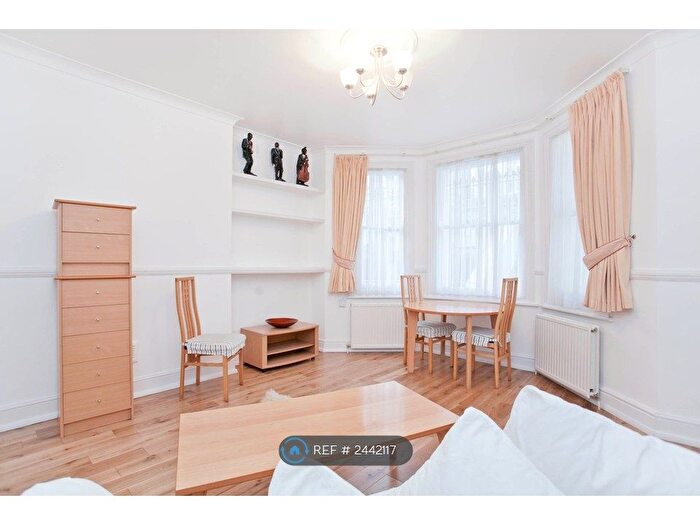 1 Bedroom Flat To Rent In Philbeach Gardens, London, SW5