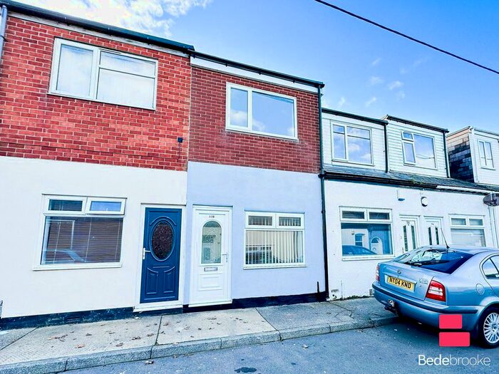 Houses for sale & to rent in SR2 0BZ, Burleigh Close, Ryhope Sunderland