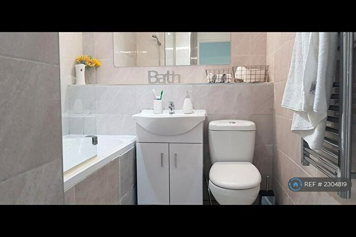 3 Bedroom End Of Terrace House To Rent In South Ockendon, South Ockendon, RM15