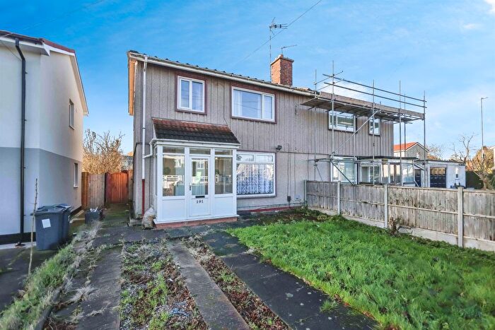 3 Bedroom Semi Detached House For Sale In Horrell Road, Birmingham, B26