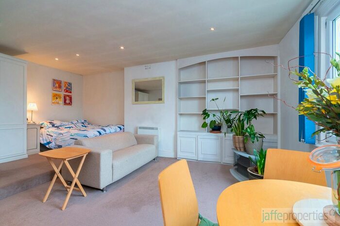 Studio To Rent In Abbey Road, London, NW6