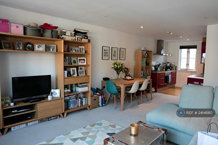 1 Bedroom Flat To Rent In Hildreth Street Mews, London, SW12