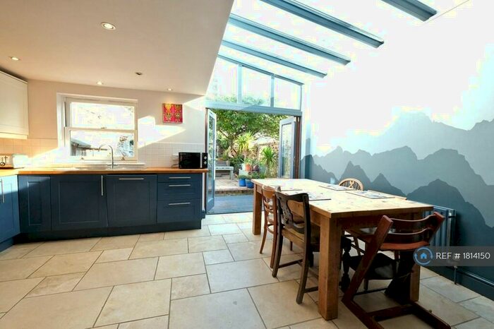 4 Bedroom Terraced House To Rent In Guildford Road, Brighton, BN1