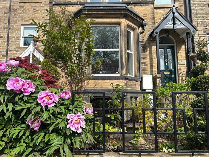 1 Bedroom Flat To Rent In Bolton Bridge Road, Ilkley, LS29