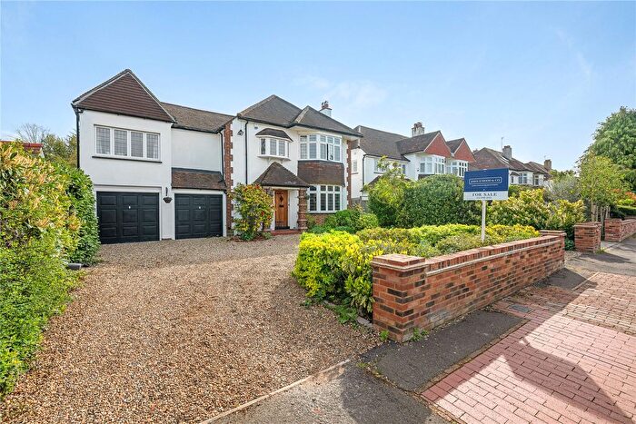 5 Bedroom Detached House For Sale In Wickham Way, Beckenham, BR3