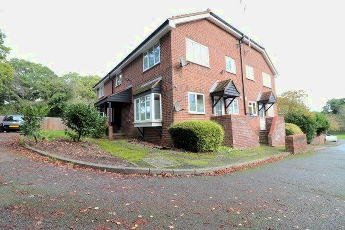 1 Bedroom Flat To Rent In Cowpar Mews, Braintree, CM7