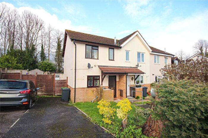 2 Bedroom End Of Terrace House For Sale In Burnham Close, Seaton, Devon, EX12