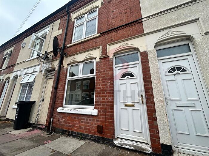 3 Bedroom Terraced House To Rent In Luther Street, Leicester, LE3