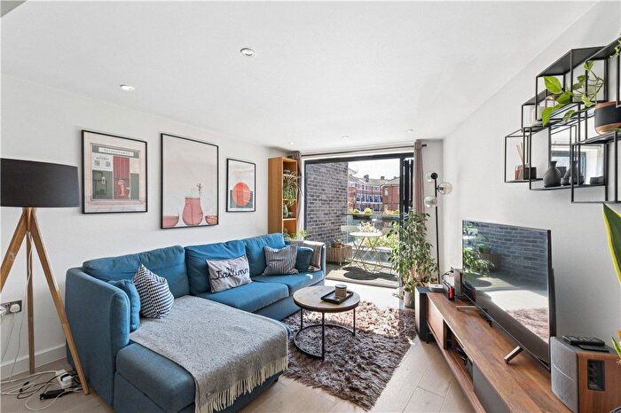1 Bedroom Flat For Sale In Alwin Apartments, Tanner Street, SE1
