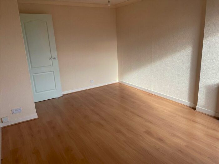 2 Bedroom Flat To Rent In New Street, Buckie, Moray, AB56