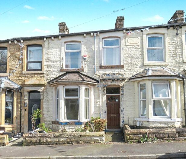 3 Bedroom Terraced House For Sale In Clifton Street, Burnley, BB12