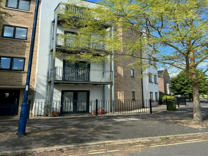 2 Bedroom Apartment To Rent In Chariot Way, Cambridge, CB4