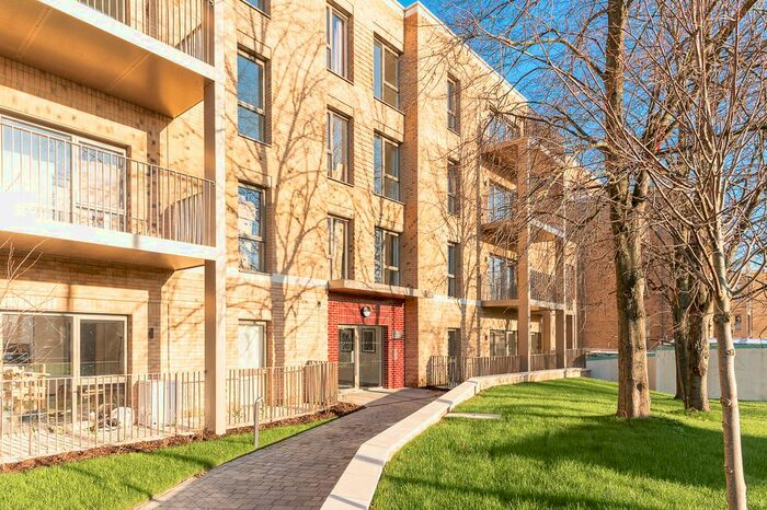 1 Bedroom Flat To Rent In Inglis Way, London, NW7