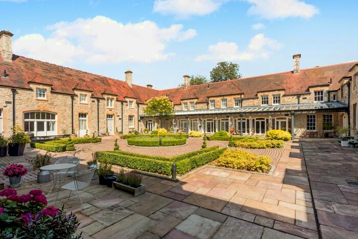 3 Bedroom Mews To Rent In Wildernesse Avenue, Seal, Sevenoaks, TN15