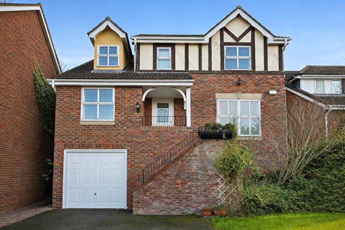 4 Bedroom Detached House For Sale In Fay Close, Rochester, ME1