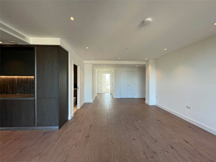 2 Bedroom Apartment To Rent In Juniper Gardens, Kennington Lane, Oval, SE11