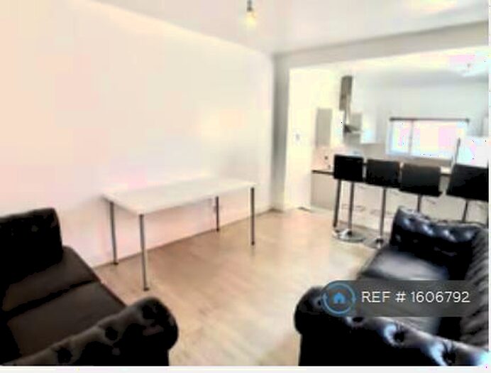 7 Bedroom Semi-Detached House To Rent In Belmont Rd, Southampton, SO17