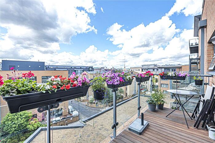 1 Bedroom Apartment To Rent In Deanery Road, Bristol, BS1
