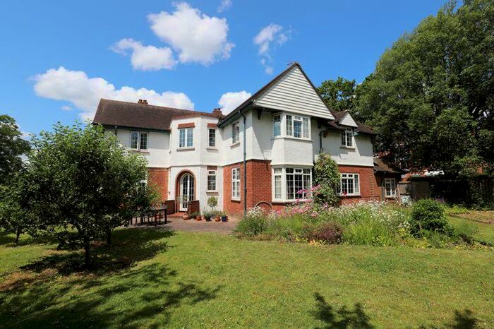 5 Bedroom Detached House To Rent In Howell Road, Exeter, EX4