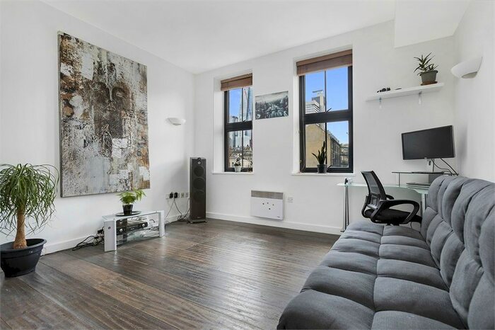 1 Bedroom Flat To Rent In Triangle Court, 10 Redcross Way, London SE1