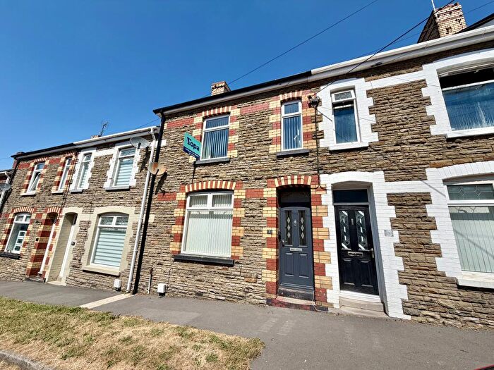 3 Bedroom Terraced House For Sale In Lewis Street, Pontyclun, CF72