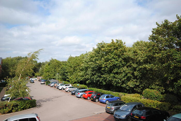 2 Bedroom Apartment To Rent In Townbridge Mill, LU7