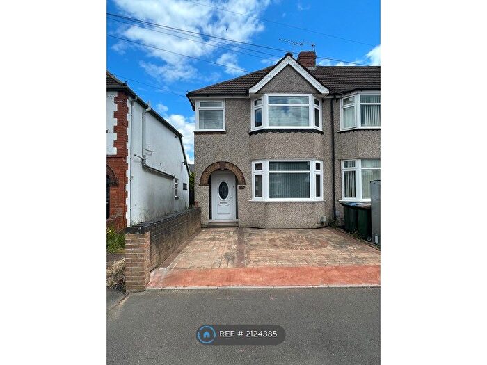 3 Bedroom End Of Terrace House To Rent In Mile Lane, Coventry, CV3