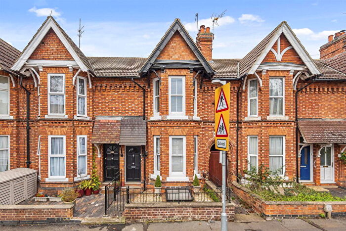 3 Bedroom Town House For Sale In Broadway, Kettering, NN15