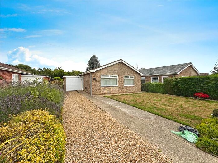 2 Bedroom Bungalow For Sale In Dick Turpin Way, Long Sutton, Spalding, PE12