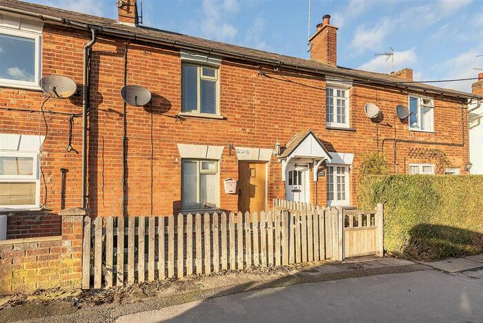 2 Bedroom Cottage To Rent In Weston Road, Aston Clinton, Aylesbury, HP22