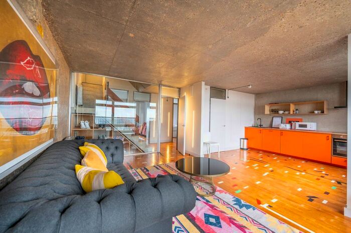 2 Bedroom Flat To Rent In Golborne Road, Westbourne Park, London, W10