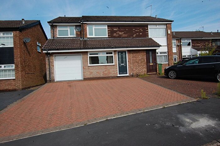 3 Bedroom Semi-Detached House To Rent In Ladysmith Road, Ashton-Under-Lyne, Greater Manchester, OL6
