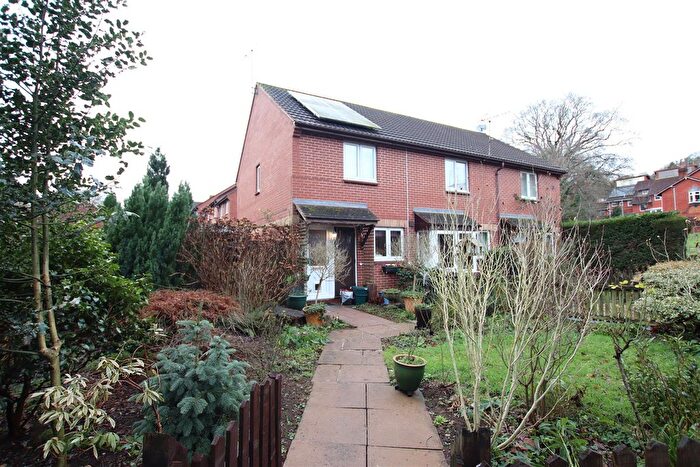 2 Bedroom End Terrace House For Sale In Meadowbrook Close, Exwick, Exeter, EX4
