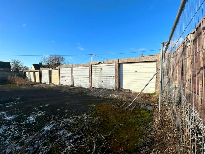 Garage / Parking For Sale In Redhills, Broad Town, Swindon, SN4
