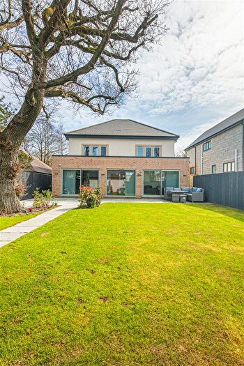 5 Bedroom Detached House For Sale In Sefton Road, Fulwood, S10