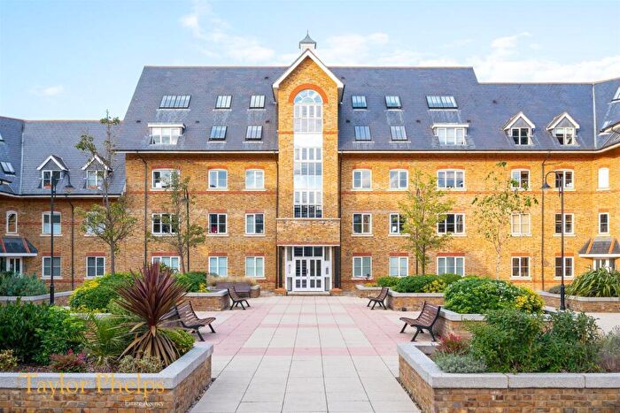 2 Bedroom Apartment To Rent In Stewart Place, Ware, SG12