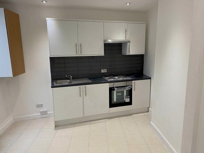 Studio To Rent In Devonshire Terrace, London, W2