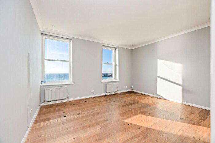 1 Bedroom Flat To Rent In Marine Parade, BN2