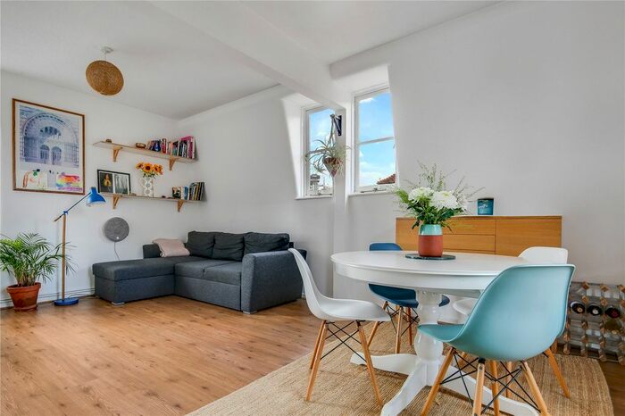 2 Bedroom Flat To Rent In Laleham House, Camlet Street, London, E2