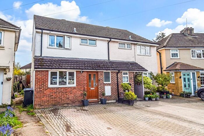 3 Bedroom Semi Detached House For Sale In Alice Lane, Burnham, Buckinghamshire, SL1