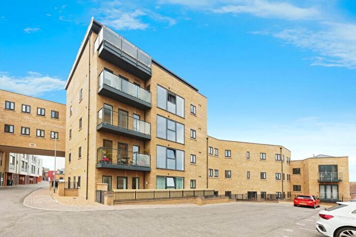 2 Bedroom Flat For Sale In Millers Hill, Ramsgate, Kent, CT11