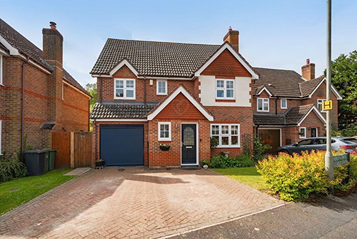 4 Bedroom Detached House For Sale In Heron Way, Aldermaston Wharf, Reading, Berkshire, RG7
